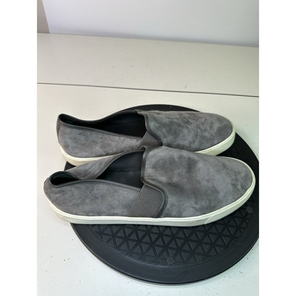 VINCE. Gray Suede Causal Slip On Sneaker Sz 8M / 38.5